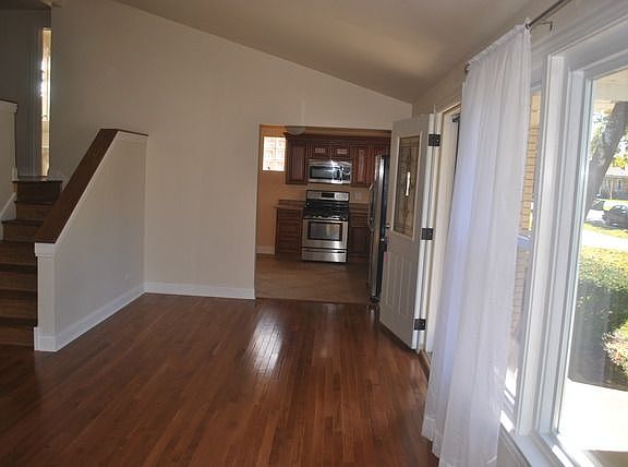 3rd image of 10633 S Keeler Ave