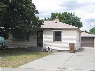 1st image of 2707 E Heroy Ave