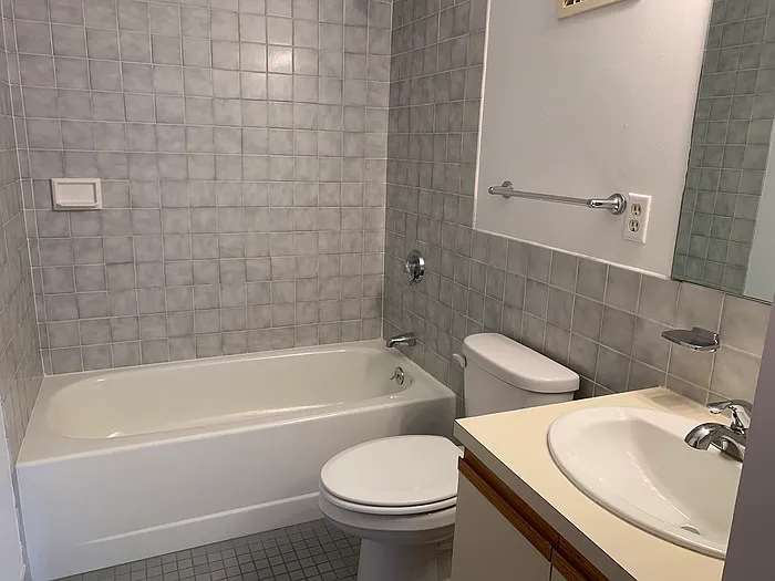 35 Vine St #303 — Photo 10