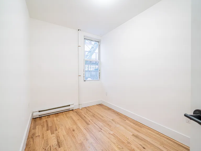 163 3rd St #7 — Photo 5