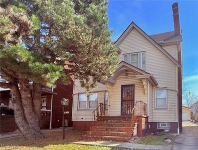 11624 Farringdon Ave, Cleveland, OH, 44105