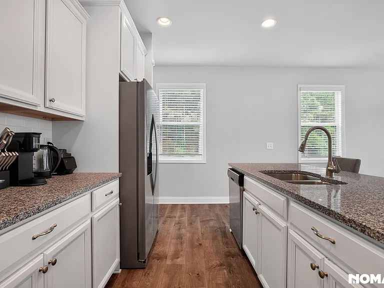 2560 Centennial Cv — Photo 10
