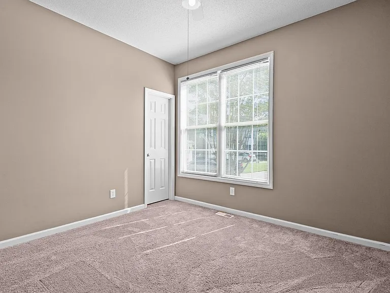 2400 Buckwater Ct — Photo 25
