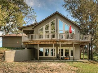 20097 Magnolia Rd, Crescent, IA 51526