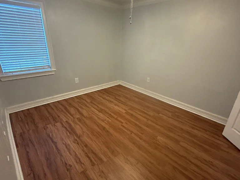 La Mediterranean Apartments — Photo 12