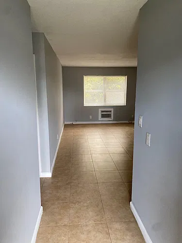 1150 E Sample Rd Photo 1