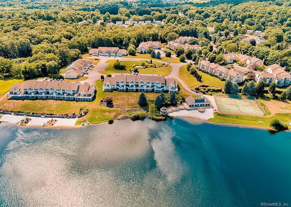 Arrowhead Condominiums 12 Spindle Hill Rd Wolcott CT Zillow