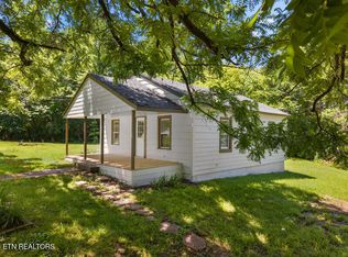 10310 Stiles Ln, Kodak, TN 37764