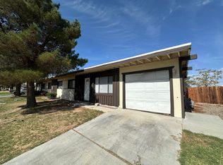 533 Oasis Dr, Ridgecrest, CA 93555