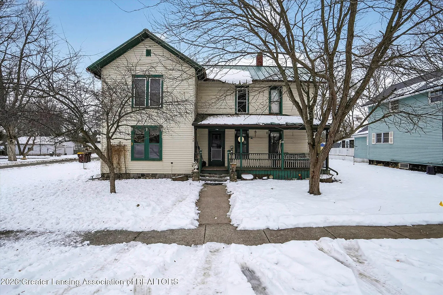 132 E Washington St photo 1