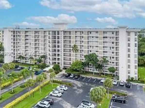 3150 N Palm Aire Dr APT 905, Pompano Beach, FL 33069