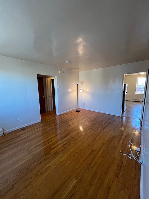 1st image of 489 Essex St