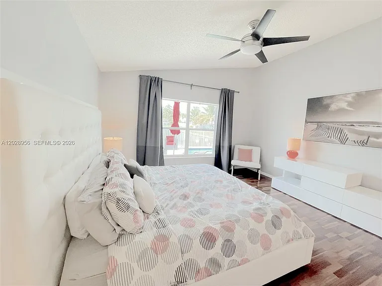 4923 SW 33rd Way — Photo 20