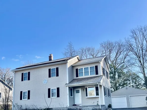 64 Chestnut Circle, Suffield, CT 06093