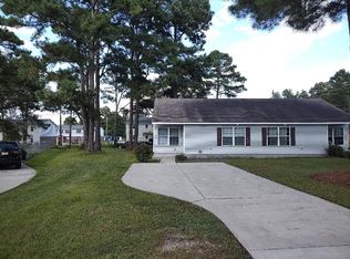 1338 Hunters Rd APT B, New Bern, NC 28562