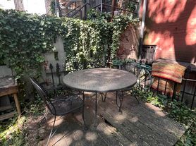 194 Clermont Ave, Brooklyn, NY
