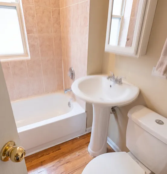8154 S Drexel Ave #2E — Photo 9