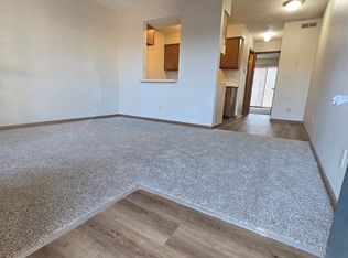 854 Highway D #32, Osage Beach, MO 65065