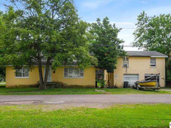 106 N 8th St, West Pt, KY 40177