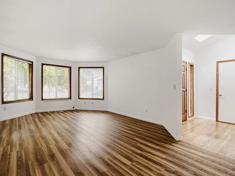 13189 SW 154th Ave — Photo 6