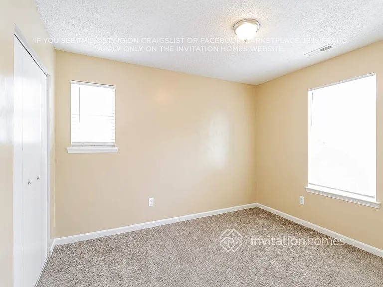 1009 Omaha Dr — Photo 14