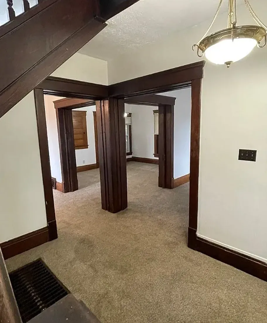 3 bed, 1946 sqft, $1,450 — Photo 2