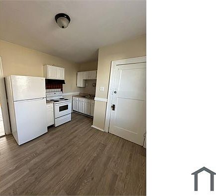 1st image of 4709 Newport Ave #4709