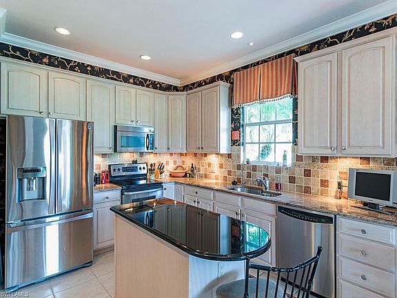 5th image of 4982 Shaker Heights Ct APT 101