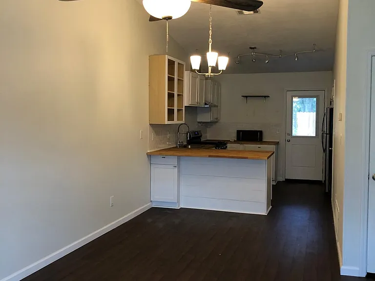 5940 Mona Ln #B — Photo 17