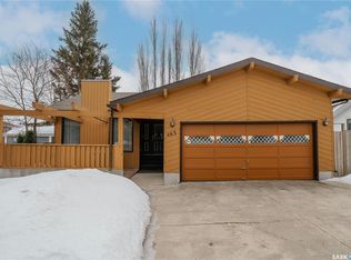463 Christopher Rd, Saskatoon, SK S7J3S1