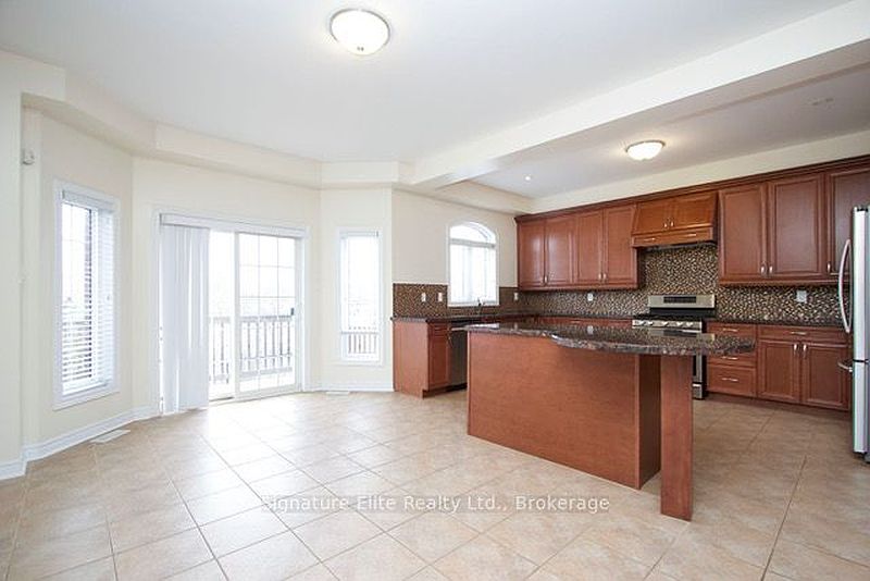 Ajax House for rent - 4 Bedrooms — photo 5