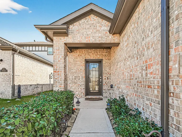 5954 First Blush Dr — Photo 2