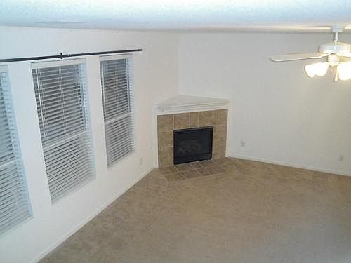 4th image of 19635 Mackinaw Isle Ct