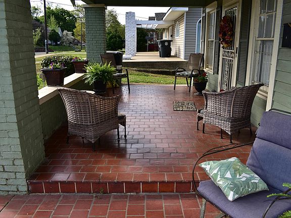 5th image of 1618 29th St N