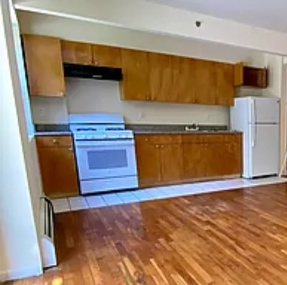 44 Hilton Ave #A4 — Photo 7