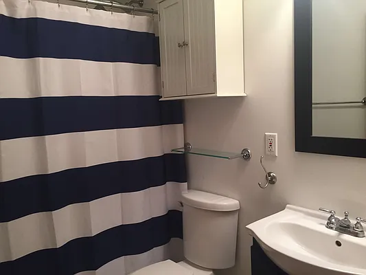 Rented by Realty Collective | media 8