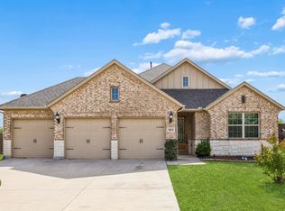 8004 Larch Ln, Fort Worth, TX 76131