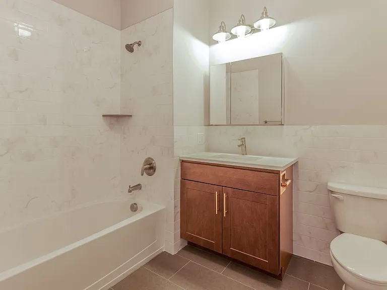 3 Perrine Ave — Photo 6