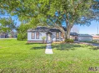 409 Main St, Iowa, LA 70647