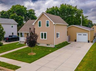 207 S Front St, Waterloo, NE 68069