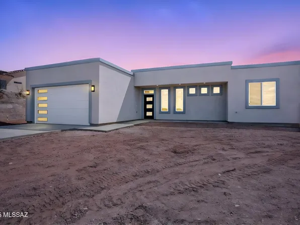 179 Cam Embarcadero, Rio Rico, AZ 85648