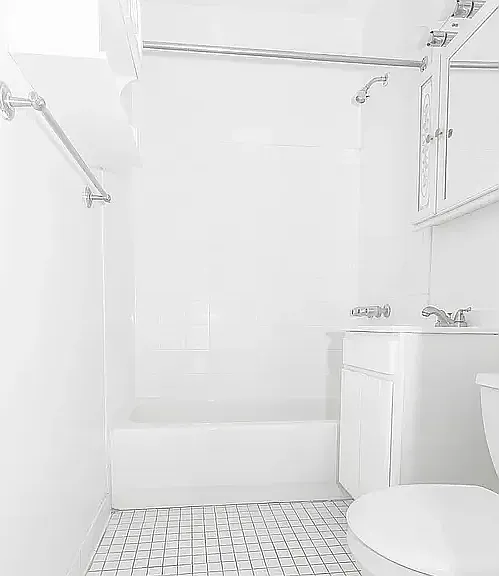 321 E 69th St #2B — Photo 6