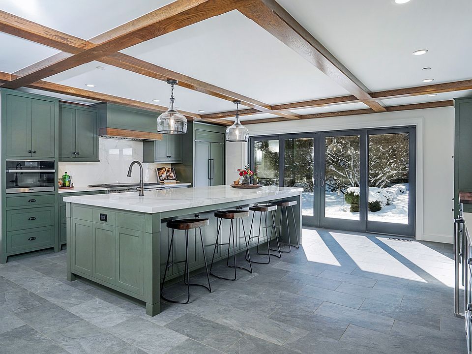 16 Pleasant Ridge Road