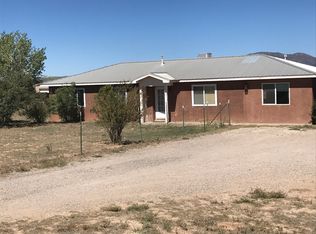4 Roberts Dr, Edgewood, NM 87015