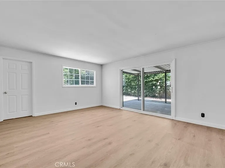 18515 Los Machos Dr — Photo 7