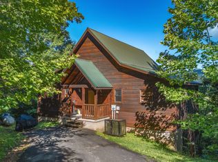 4118 Dollys Dr, Sevierville, TN 37876