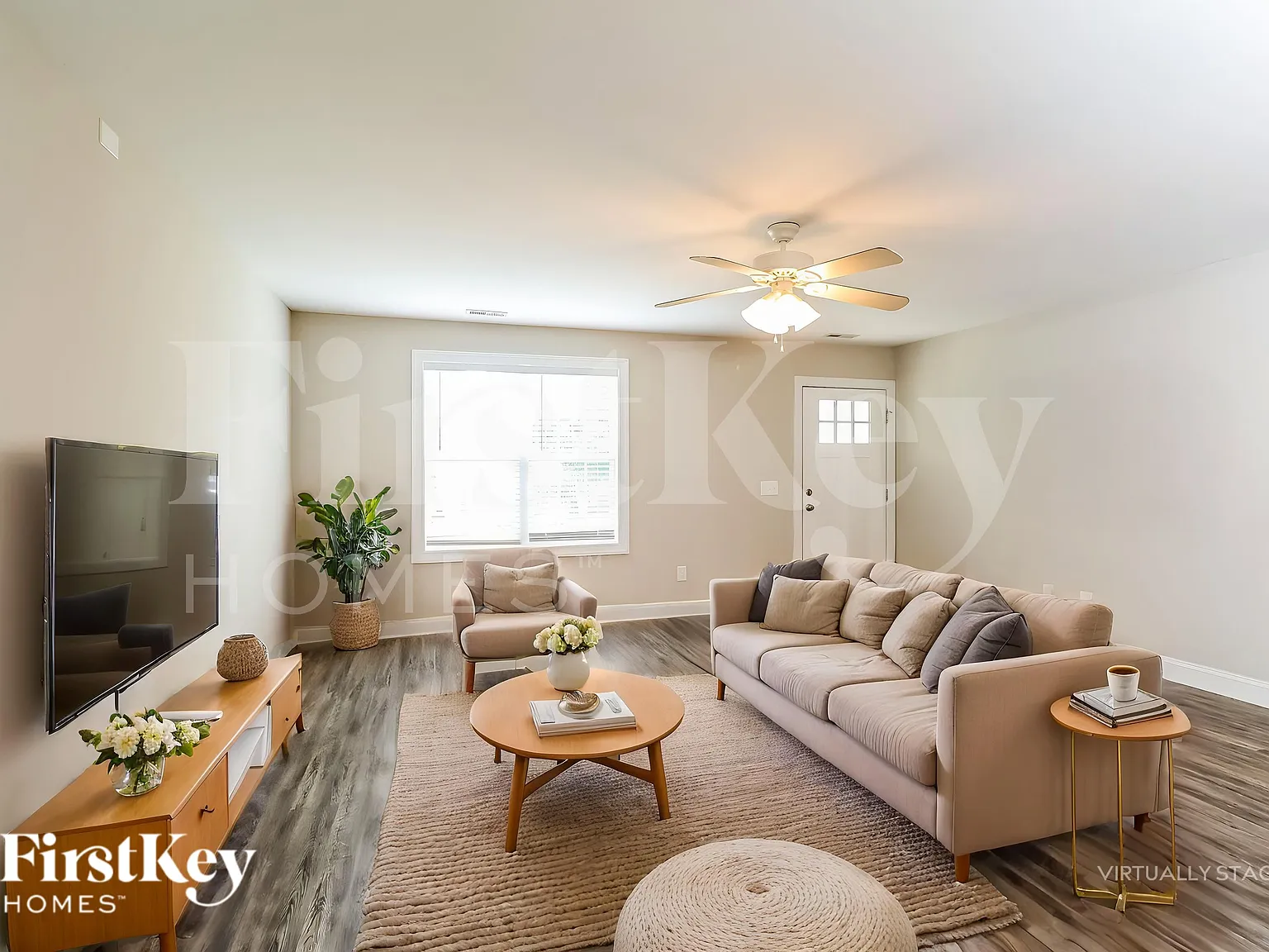 3 bed, 2.0 bath, 1341 sqft, $2,060 — Photo 4