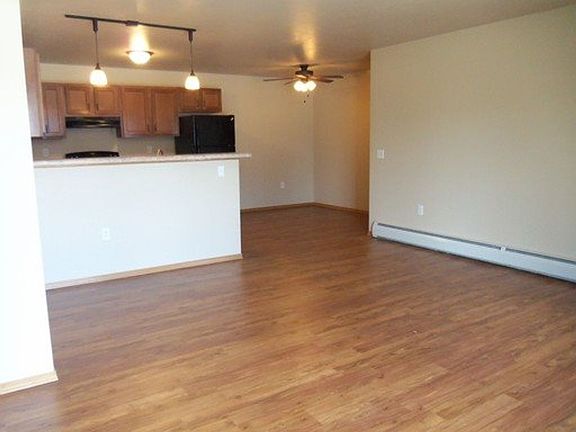 5th image of 112-184 Lamplighter Dr #112-09