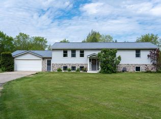 6614 S Crawford Rd, Mount Pleasant, MI 48858