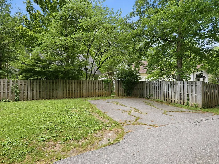 67 Covered Bridge Dr — Photo 29